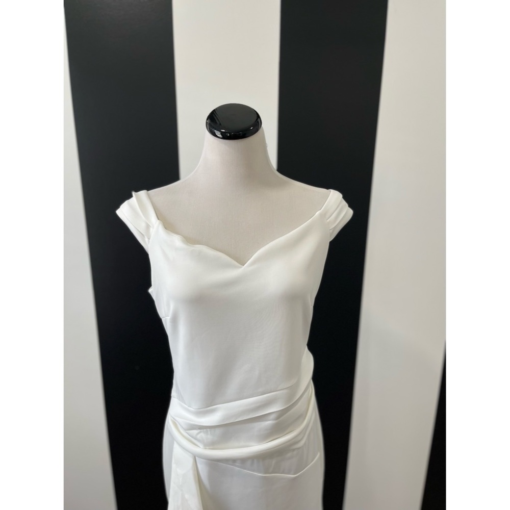 Venus White Cap Sleeve Ruffle Detail Dress NWOT - Picture 2 of 6